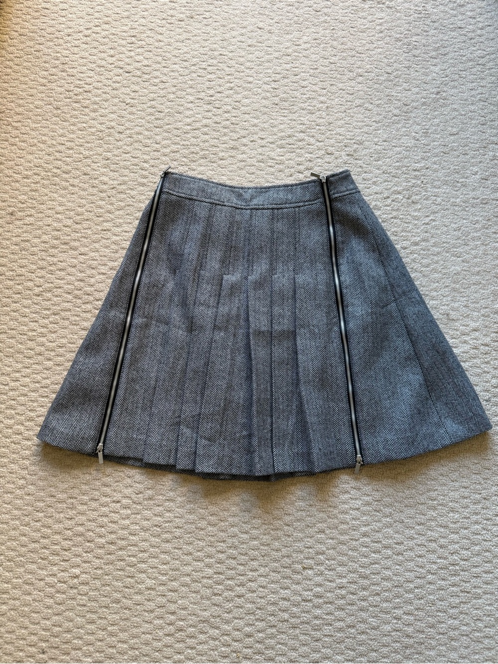 Thom Browne Grey Pleated Mini Skirt with Vertical Zip Trim